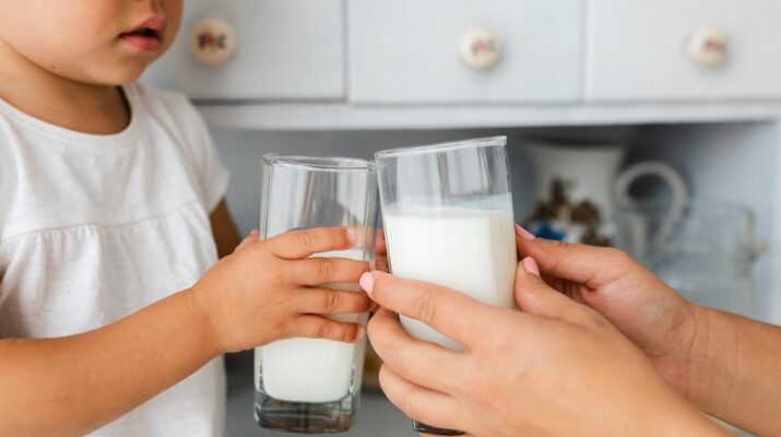 Intoleransi Laktosa dan Alergi Susu Sapi Berbeda, Kenali Gejala dan Penyebabnya
